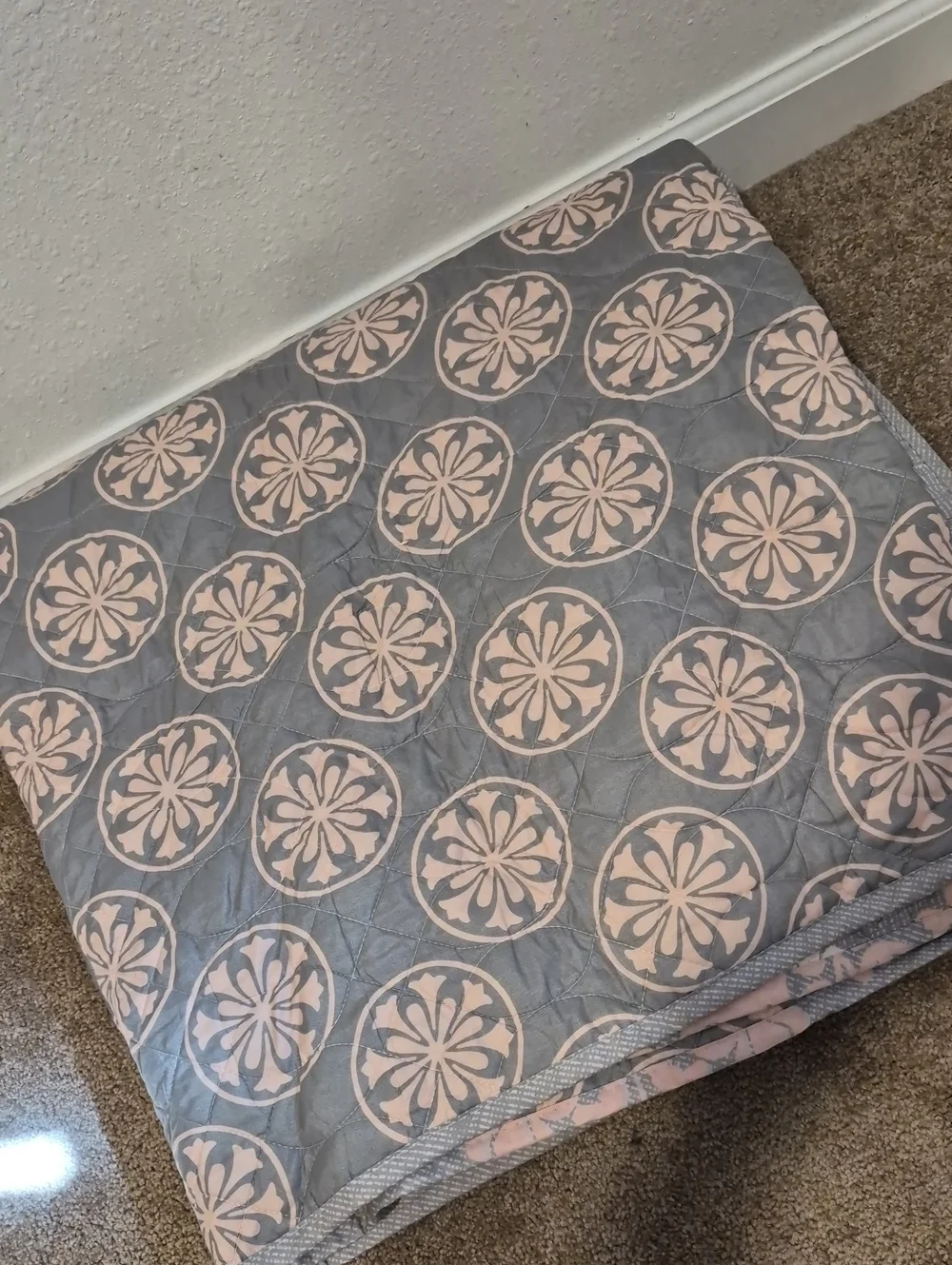 Queen Quilt, Quilt Only